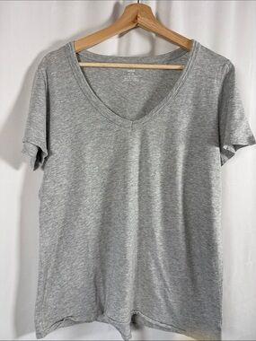 aerie Heather Gray V-Neck Short Sleeve Tee